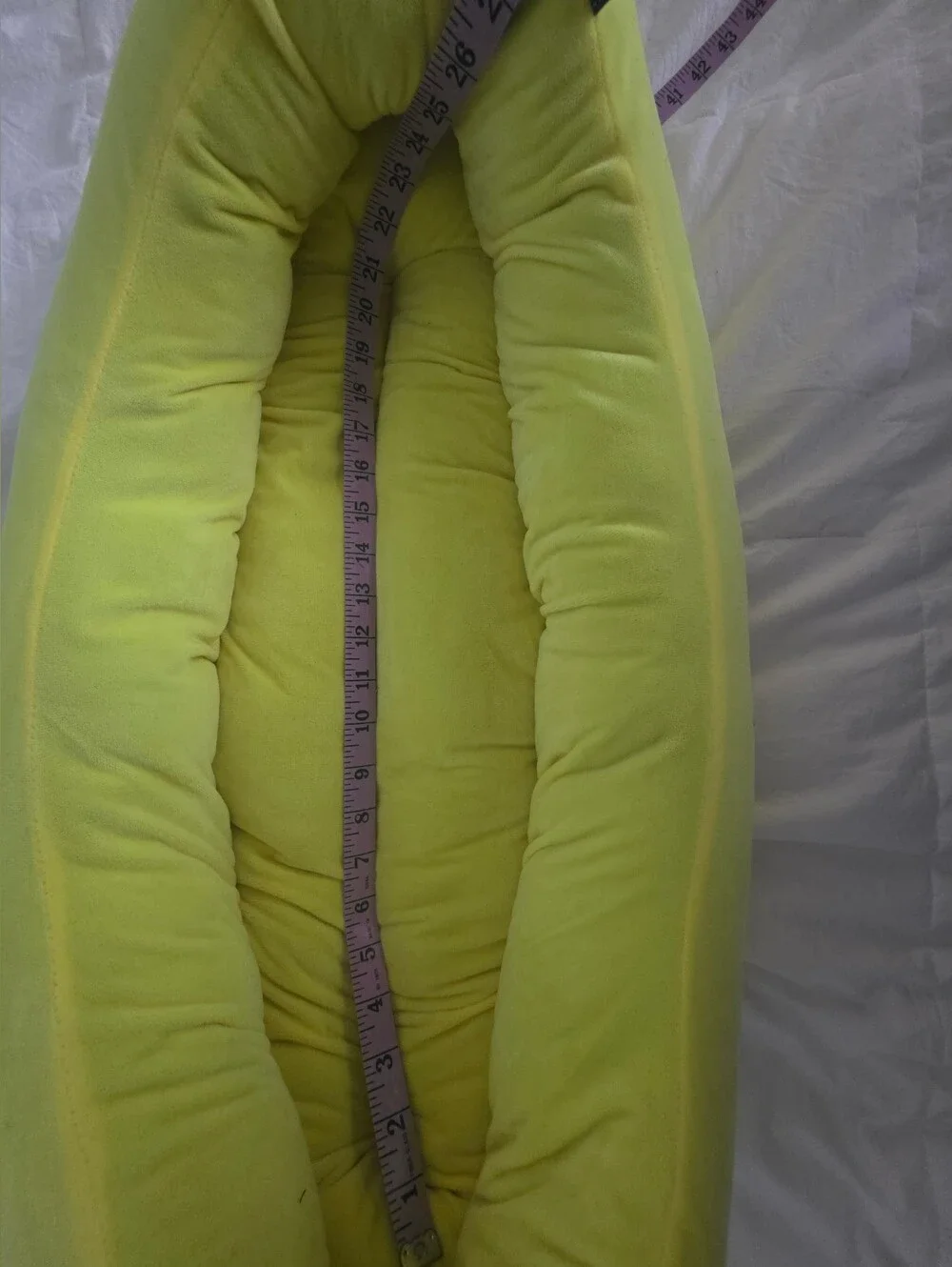 Nandog Pet Gear Banana Bed